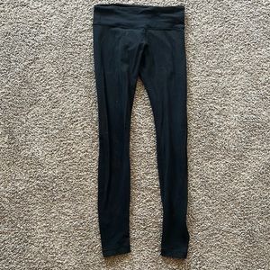 Black Lululemon size 6 leggings
